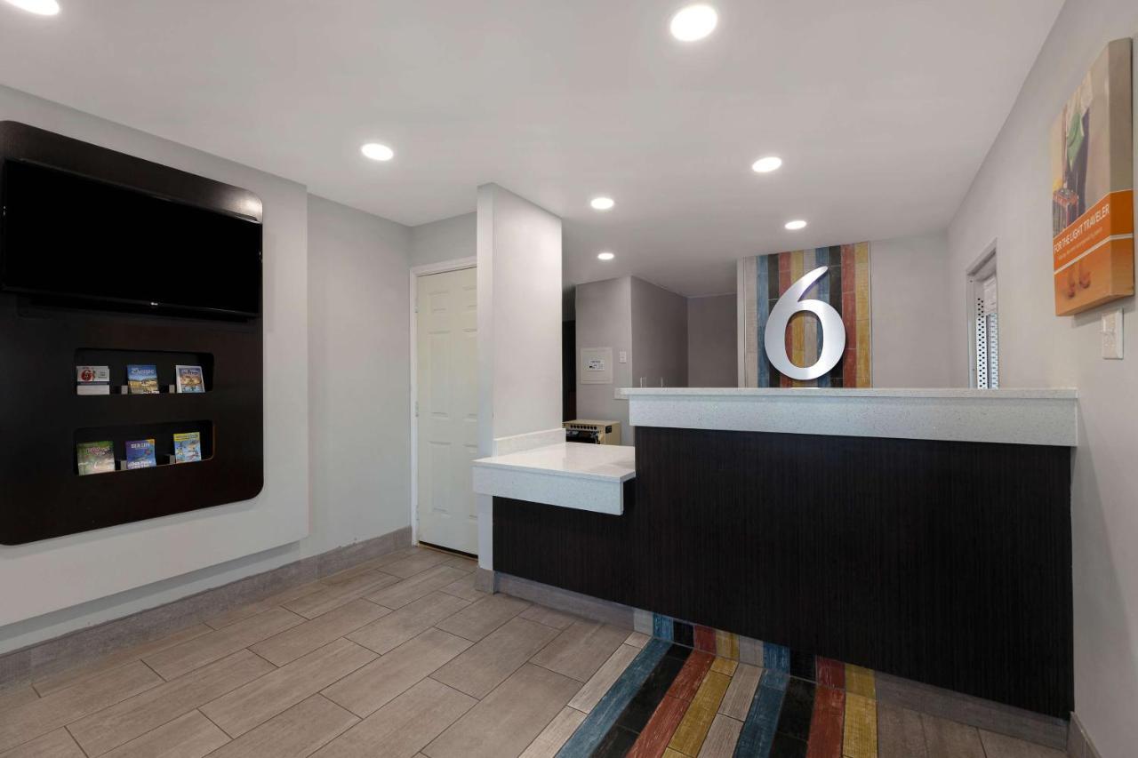 Motel 6-San Antonio, Tx - West Seaworld Екстериор снимка