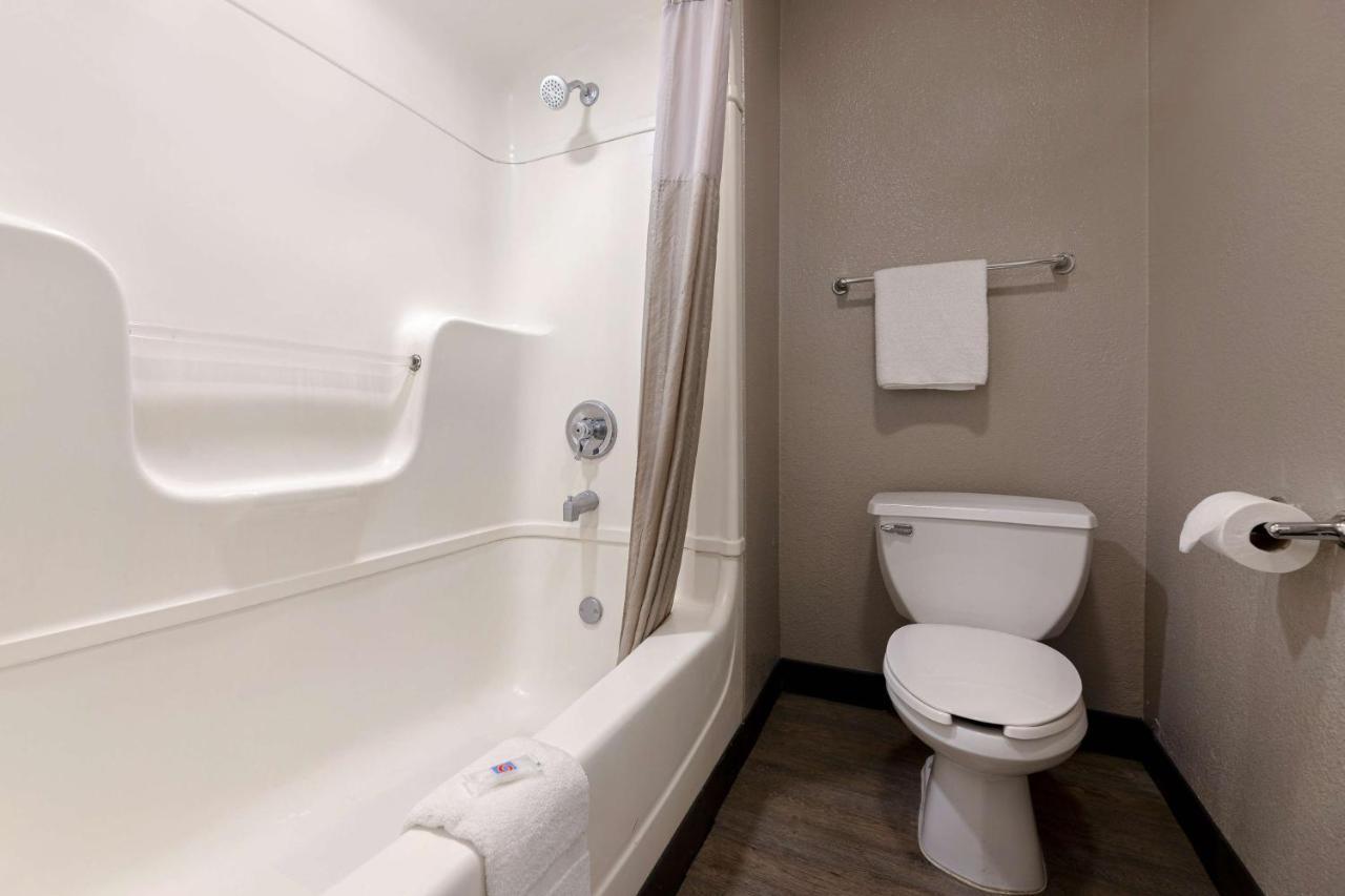 Motel 6-San Antonio, Tx - West Seaworld Екстериор снимка