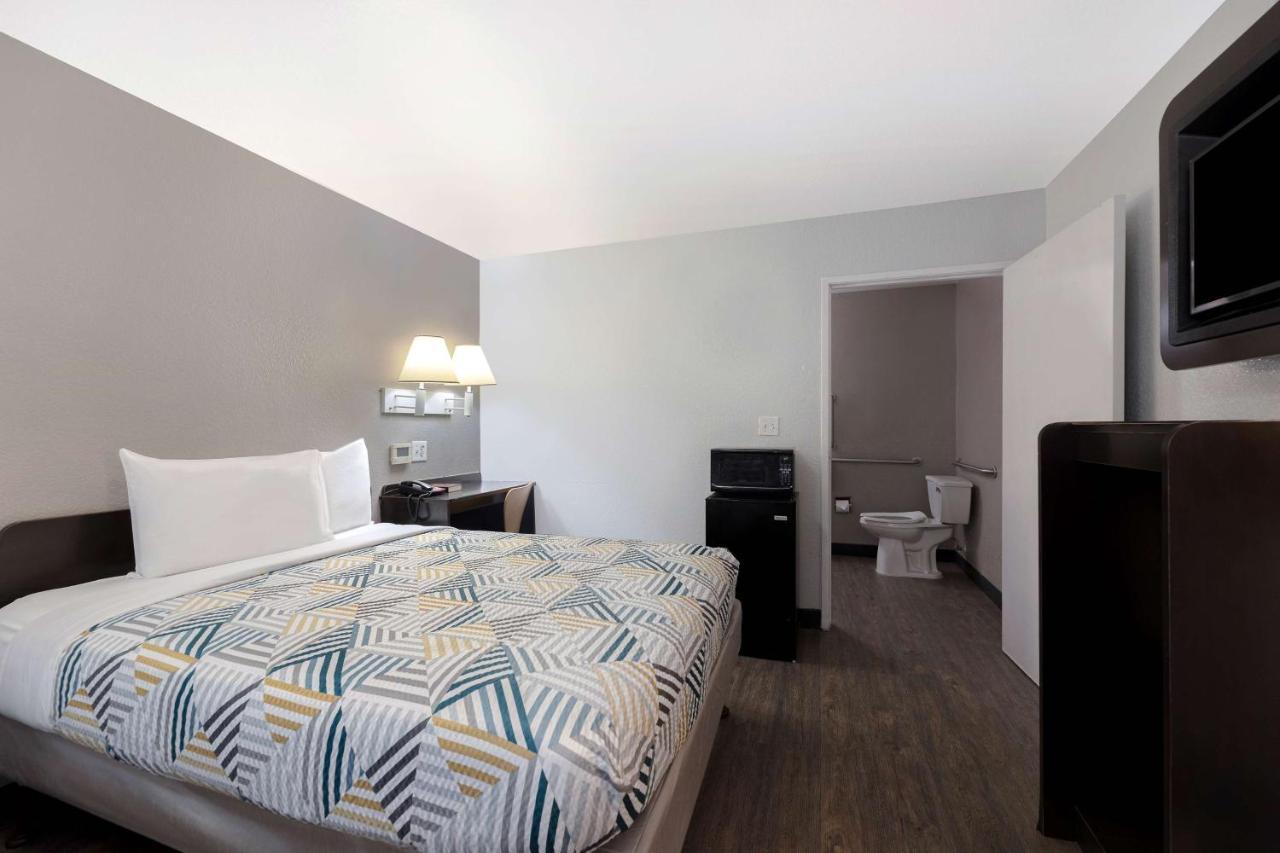 Motel 6-San Antonio, Tx - West Seaworld Екстериор снимка